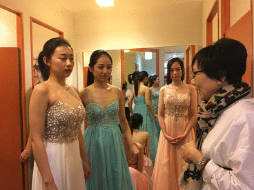 溫哥華華裔小姐競選
夢想學園形象進階課程
