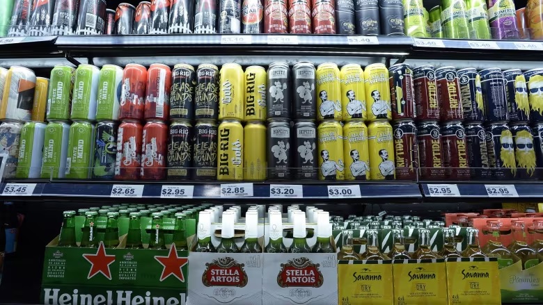 安省最快本週四能在持酒牌超市購買即飲酒精飲品和大包裝啤酒