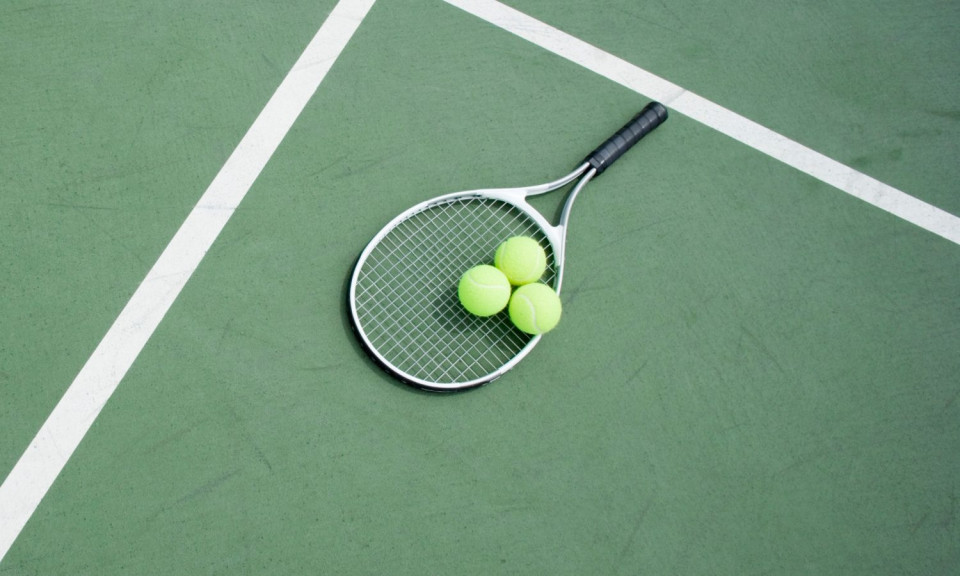 體育與財經-溫布頓網球公開賽 艾卡拉斯連續兩屆決賽戰勝前一哥祖高域成功衛冕 | 新時代電視 Fairchild TV