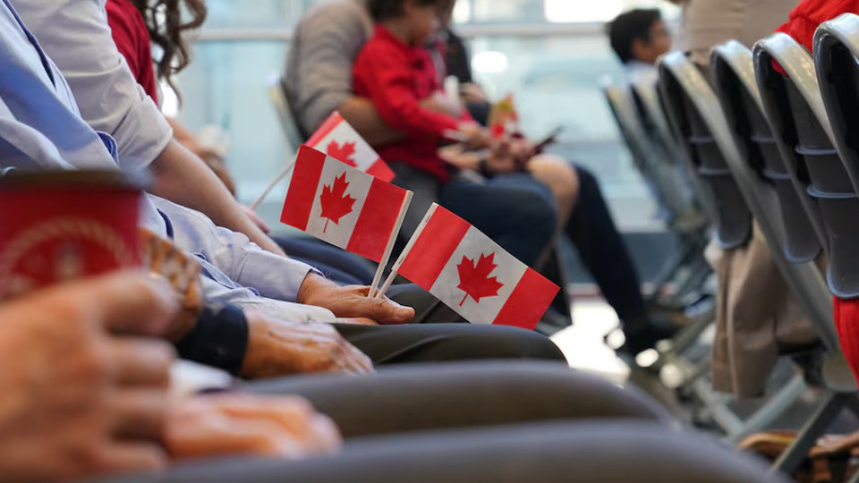 民調顯示六成加拿大人認為目前接納的移民人數太多