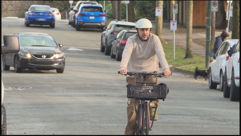 E-bikes E-Scooters Cycle Lanes